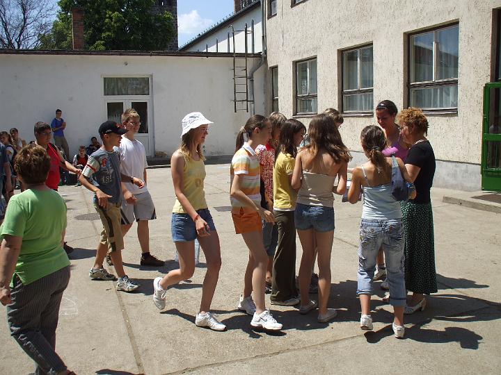 76.jpg